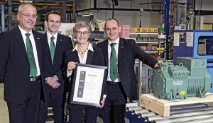 The 100,000th new Ecoline reciprocating compressor being presented to Bitzer’s Polish distributor Berling SA (l to r): Frank Fuhlbrück (Bitzer Schkeuditz plant manager), Volker Stamer (Bitzer’s director of Stationary Products), Hanna Berling (ceo of Berling SA) and Michael Eichberger (managing director Bitzer Austria)