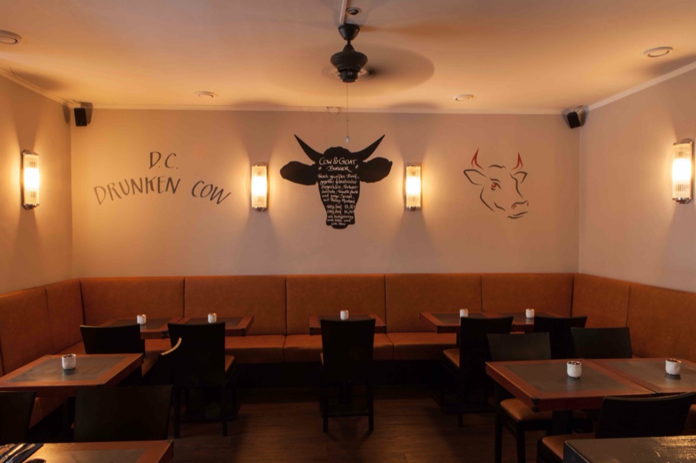 Restaurant Drunken Cow Bar & Grill - Top Location für bis zu 50 Personen in München