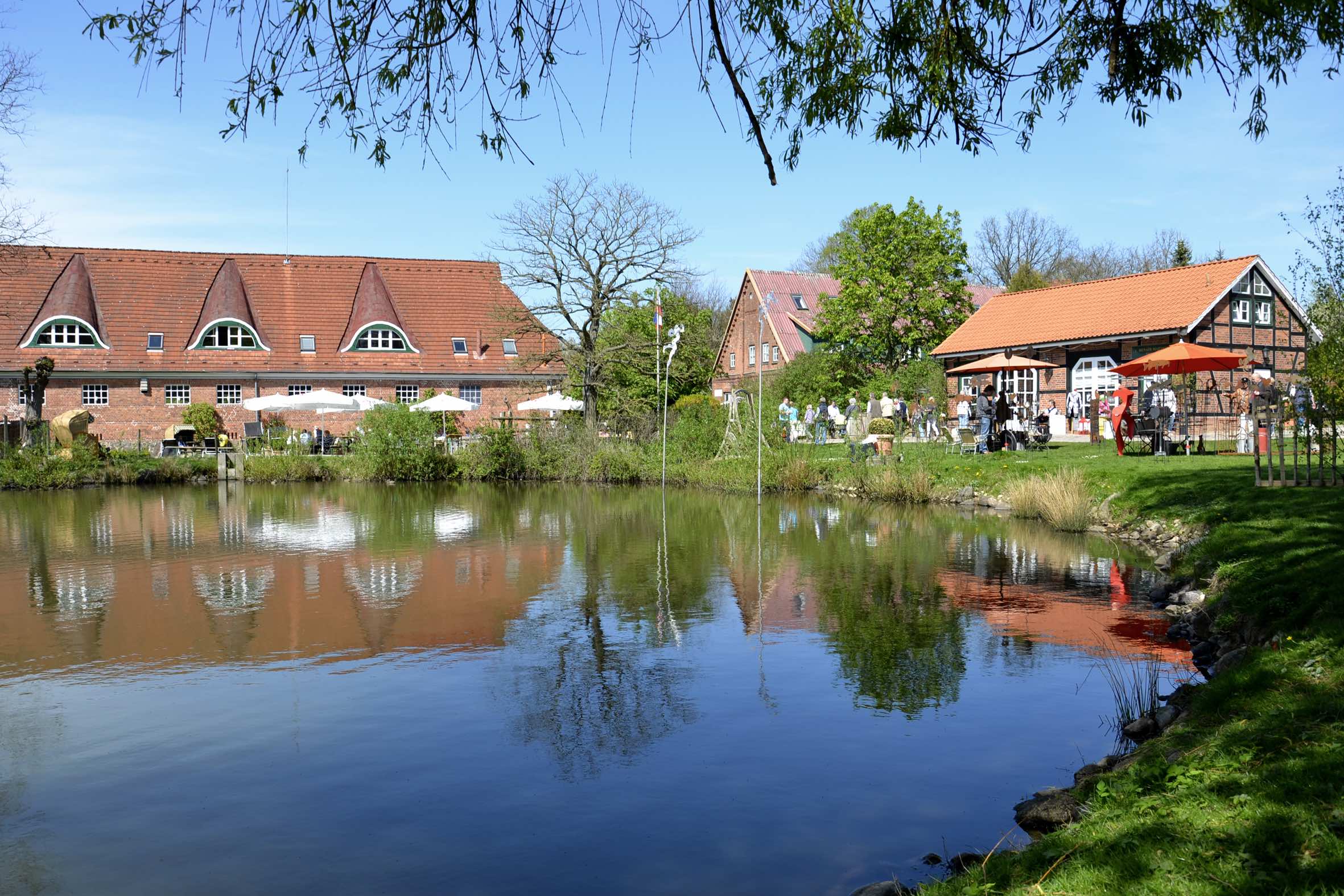 Hotel Gut Basthorst ideale Location für Seminare, Tagungen, Hochzeiten bis zu 2000 Gäste in Basthorst