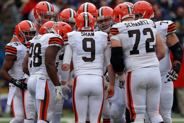 Dec 28, 2014; Baltimore, MD, USA; Cleveland Browns quarterback Connor Shaw (9) leads the offensive huddle against the Baltimore Ravens at M&T Bank Stadium. Mandatory Credit: Mitch Stringer-USA TODAY Sports