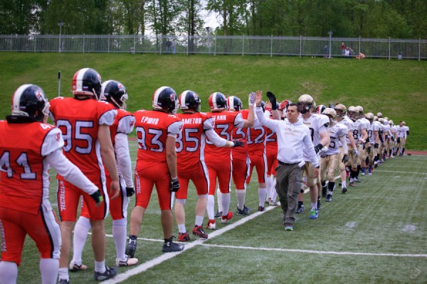 May 16, 2015 / Yaroslavl, Russia / Rebels and Nroth Legion teams after the game / © First&Goal (firstandgoal.ru) / Yuriy Marin