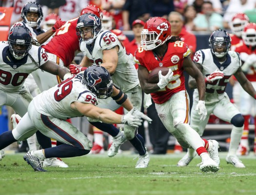 Sep 13, 2015; Houston, TX, USA; Kansas City Chiefs running back Jamaal Charles (25) runs with the ball during the fourth quarter against the Houston Texans at NRG Stadium. The Chiefs defeated the Texans 27-20. Mandatory Credit: Troy Taormina-USA TODAY Sports