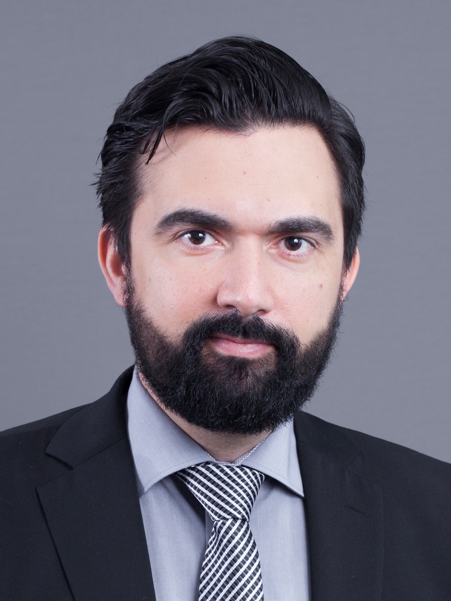 Iskander Ezzerelli
