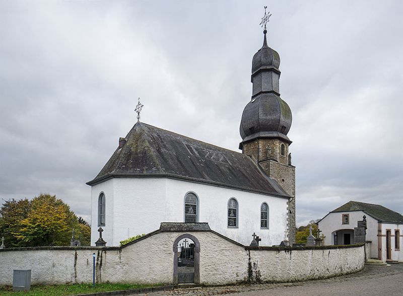 Tower Power Trail - Le clocher à bulbe de l'église de Weicherdange