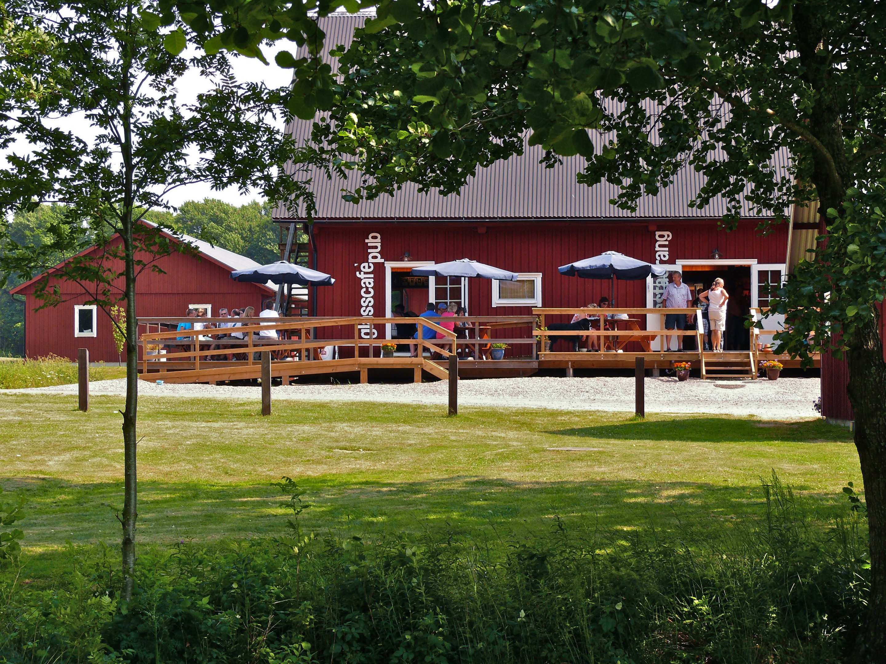 Tiraholms Fisk restaurant in Unnaryd