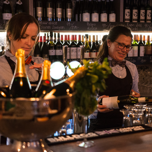 Gustus Gastrobar
