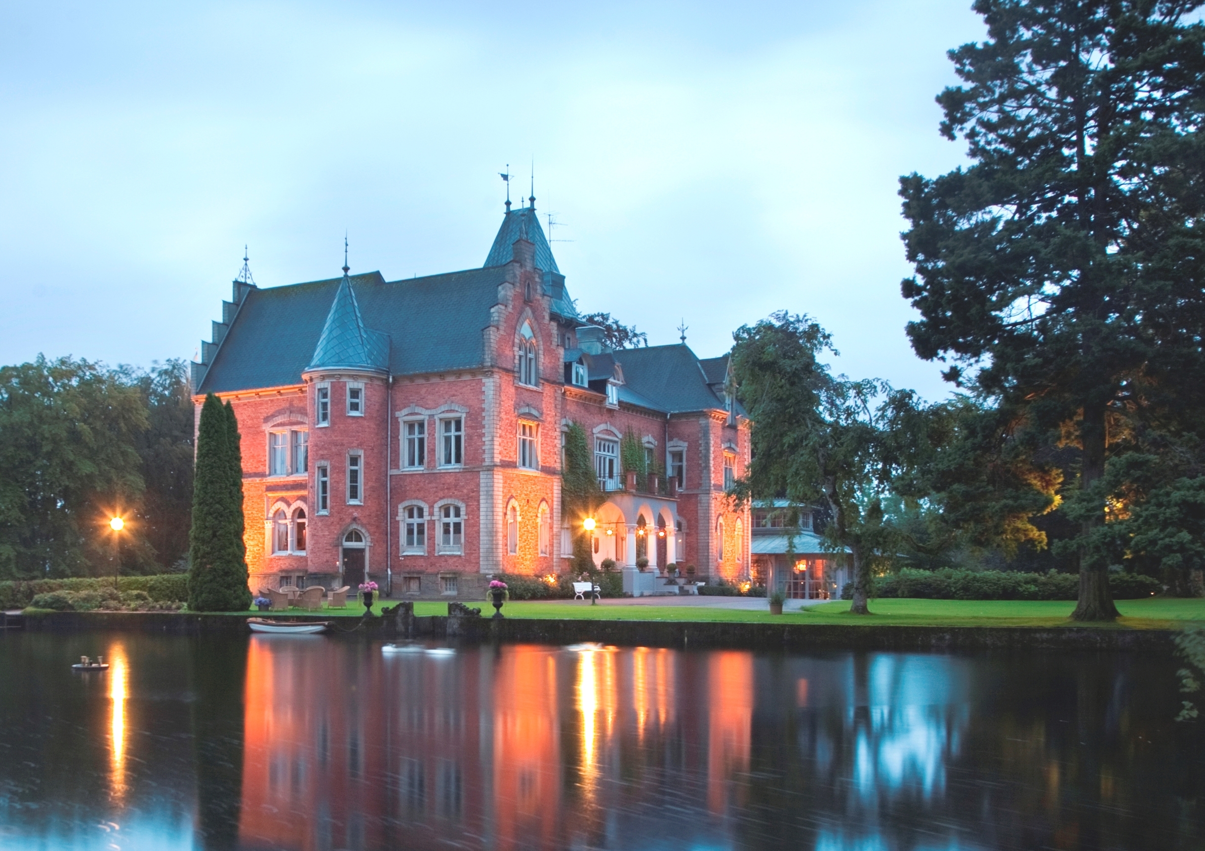 Thorskogs Slott hotel in Vasterlanda