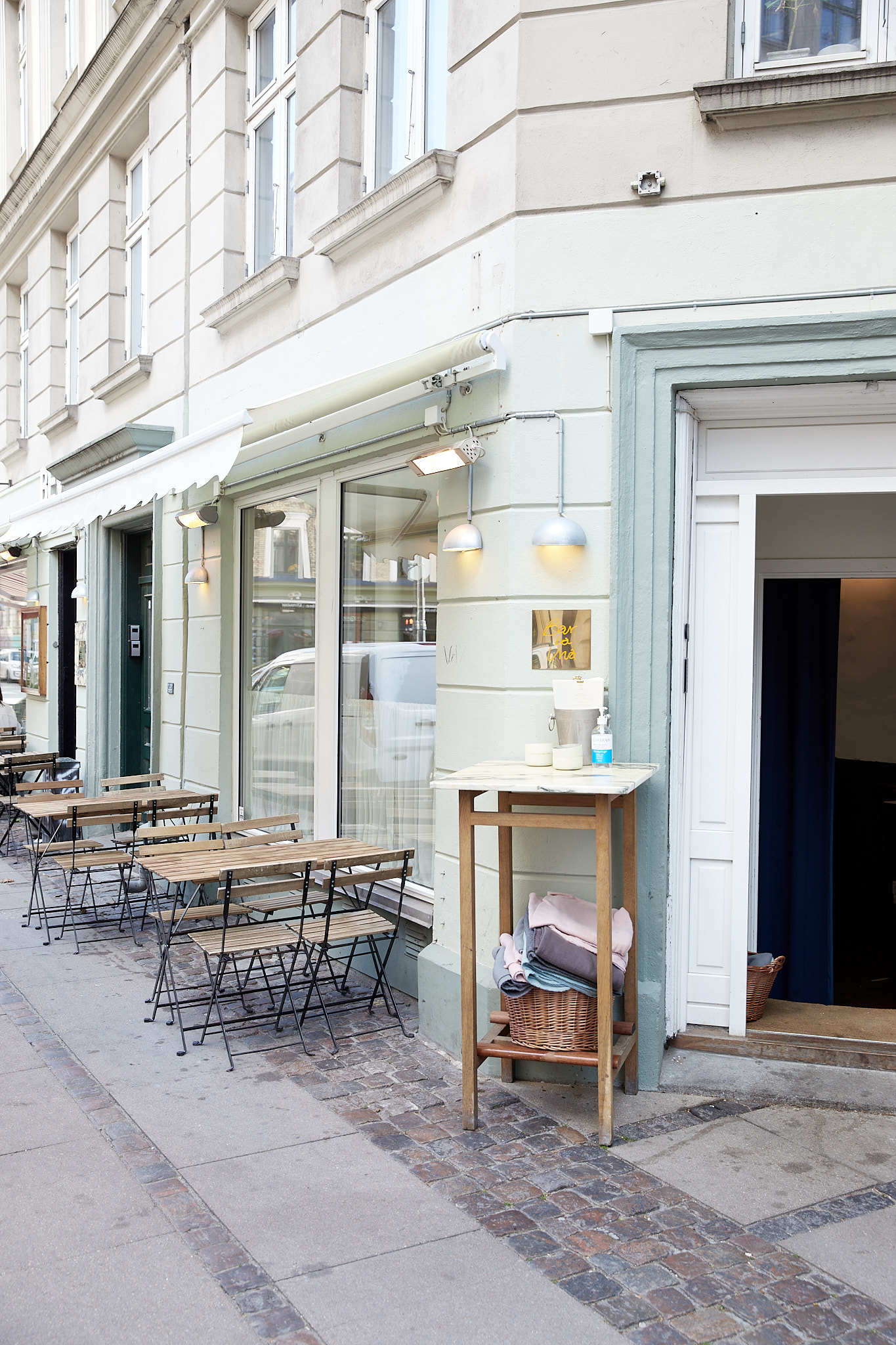 Bar La Una restaurant in Copenhagen, Denmark