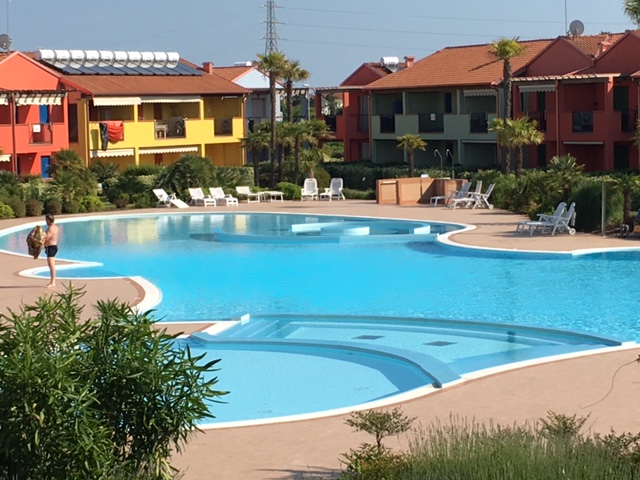 Villaggio Porto Antico - Swimmingpool view
