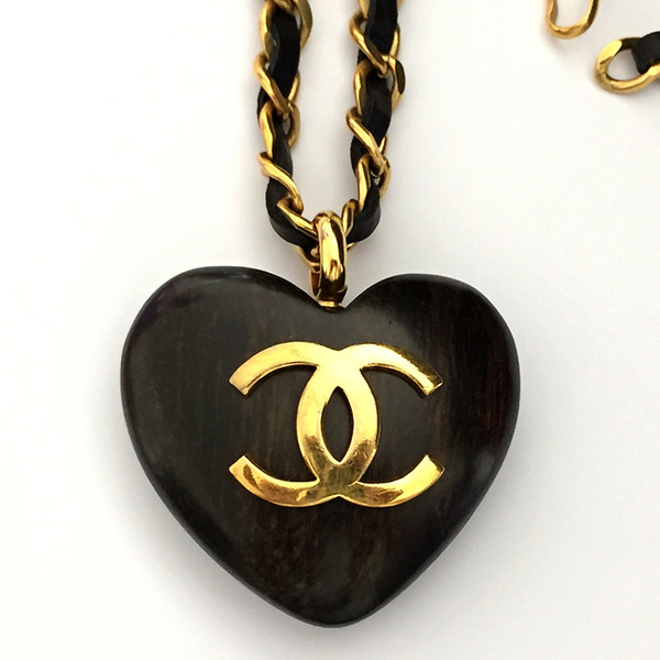 Chanel Vintage Rare Iconic Massive Wooden Heart Necklace Artscoops