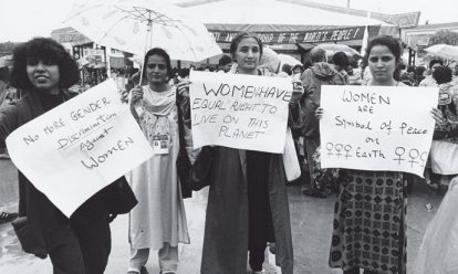 protest tegen milieuvervuiling op wereldvrouwenconferentie in beijing in 1995 klimaatverandering Factsheet Gender en klimaatverandering