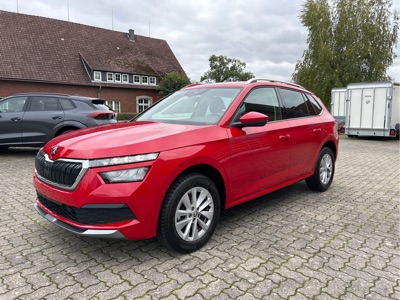 360° Außenansicht Skoda Kamiq      Ambition 1.0 TSI / Klimaautomatik  