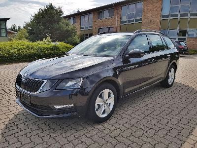 Skoda Octavia Combi Ambition - PDC/GRA/SmartLink+/SHZ 