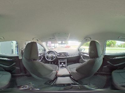 360° Innenansicht Skoda Karoq      1.0 TSI Ambition NAVIGATION-TEMPOMAT-SITZHEIZUNG+WINTERPAKET-KESSY-PDC VORNE+HINTEN  