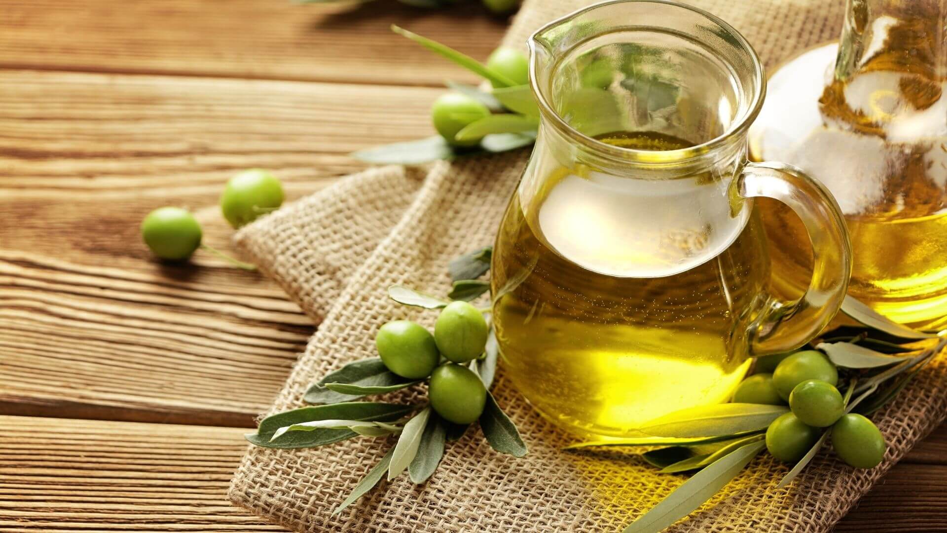 Zeytun Tərkibli Məhsulların Dəri üçün 5 Əsas Faydası