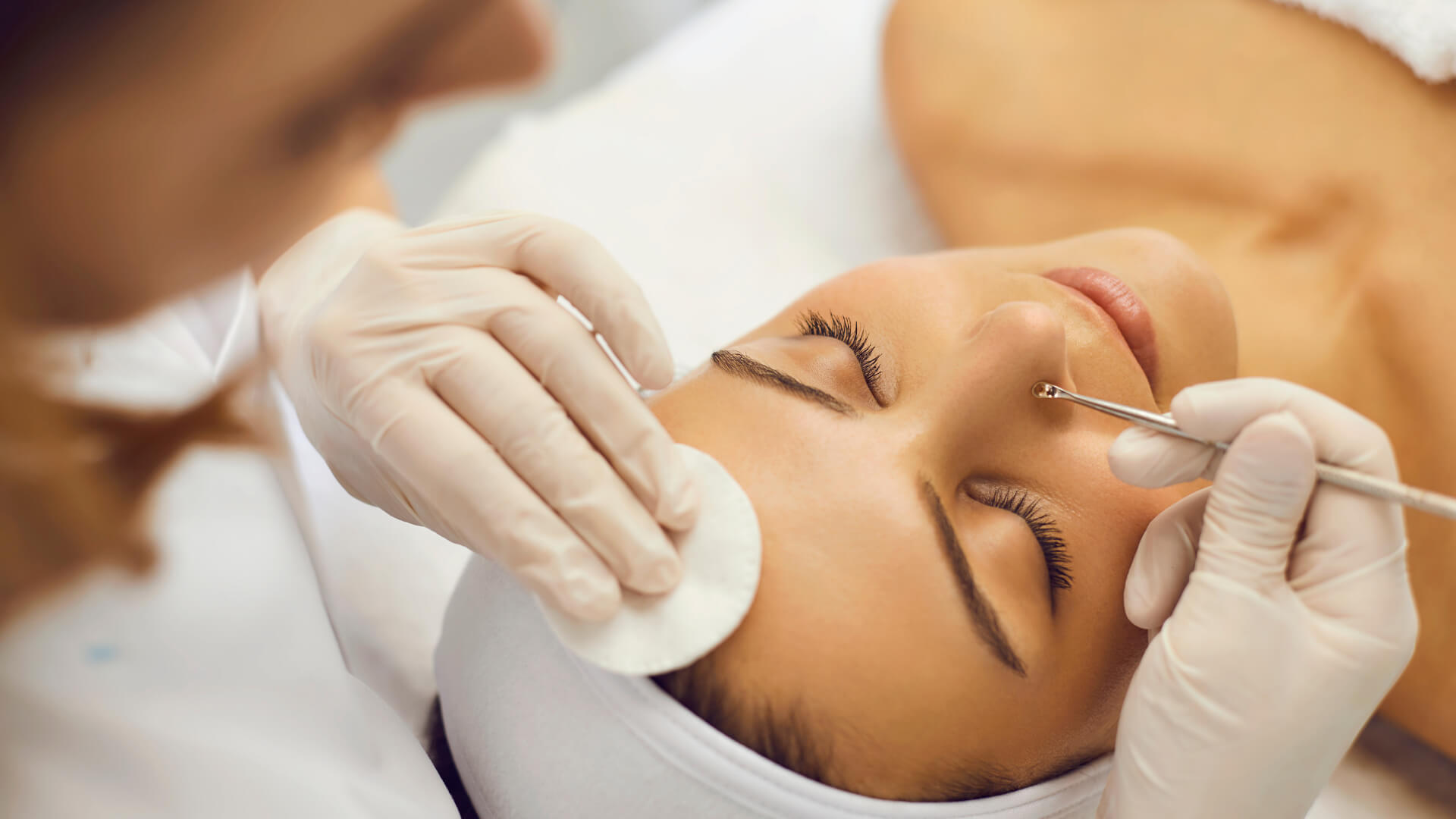 Qara Nöqtələr üçün Gündəlik Dəri Baxımı Rejimi