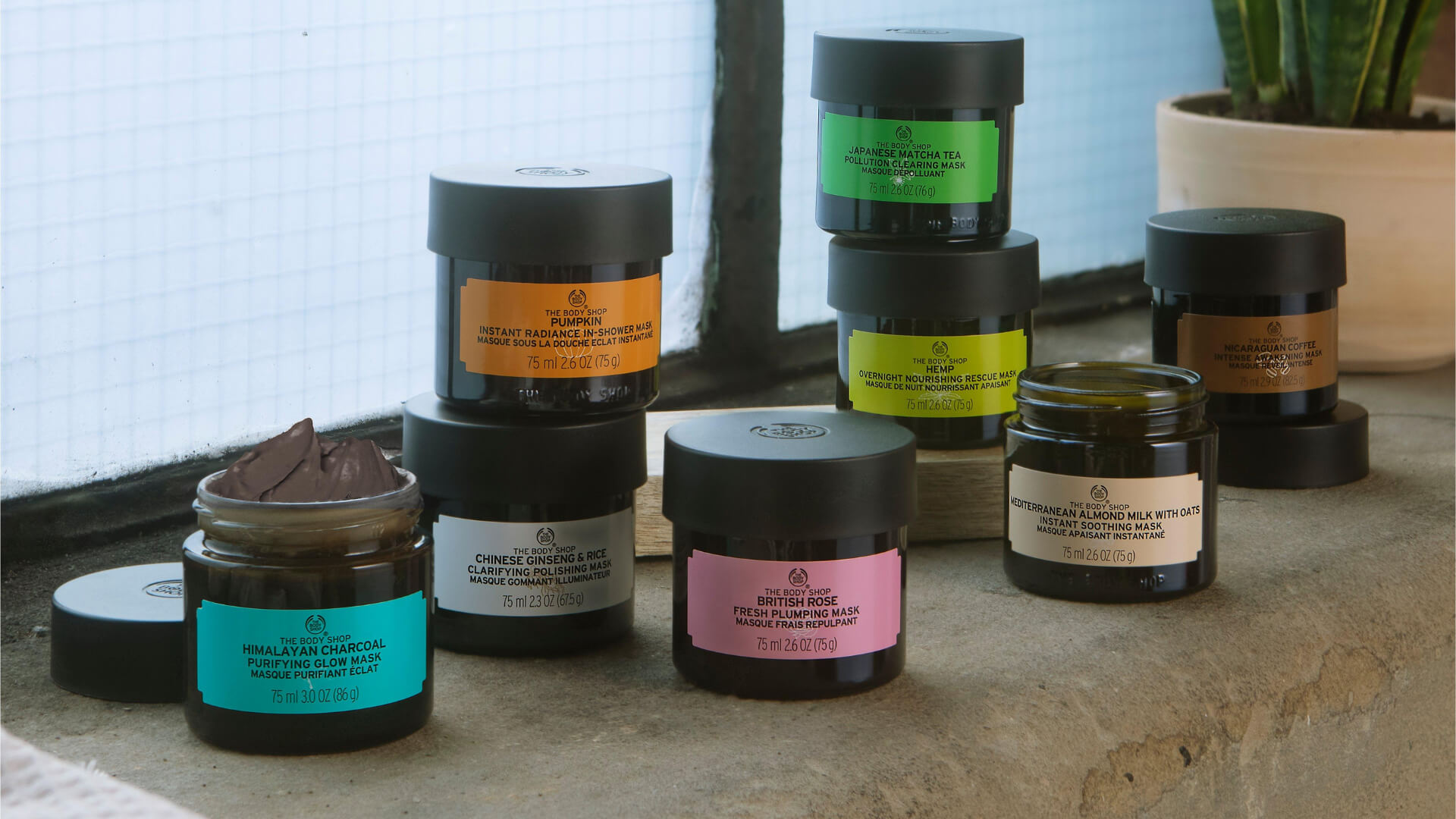 2. Dərini qidalandırır və vitaminlərlə zənginləşdirir