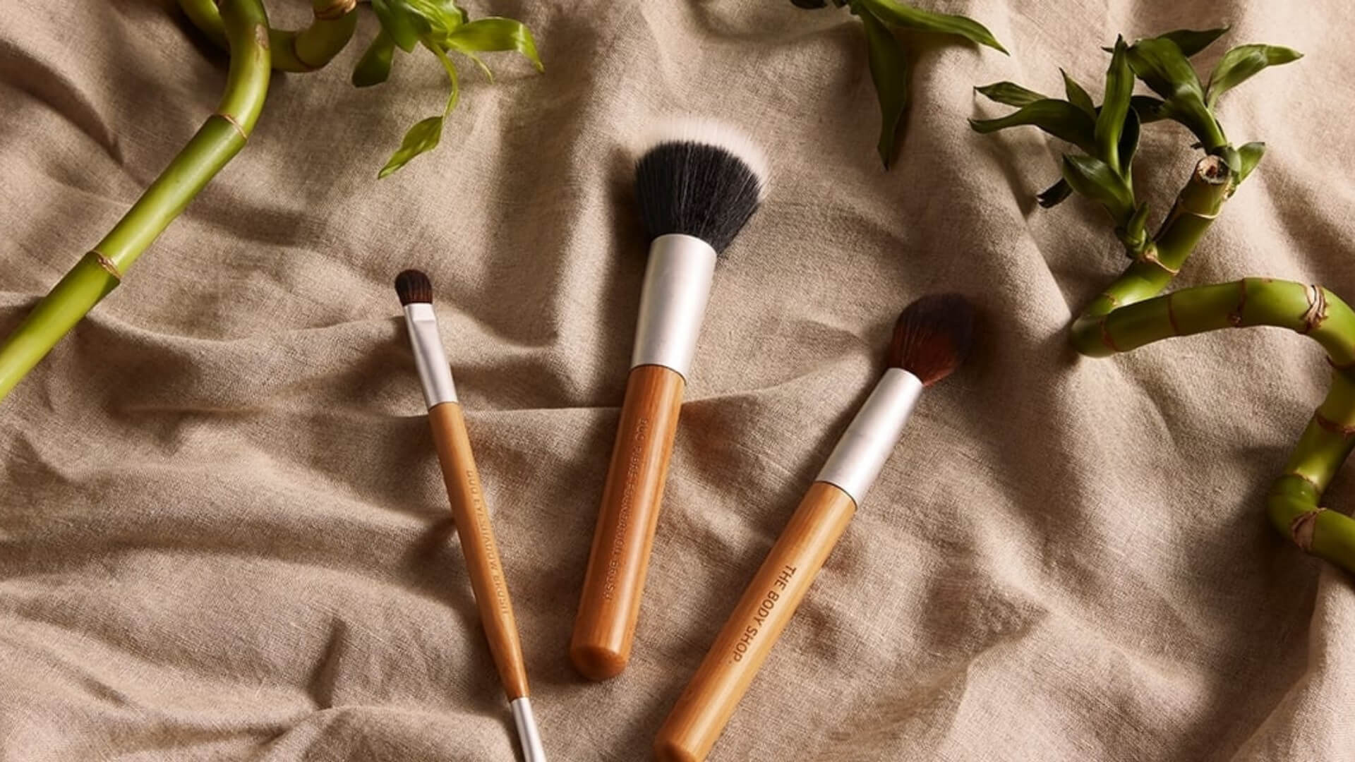 Doğru göz kölgəsi bazasının seçilməsi və tətbiqi