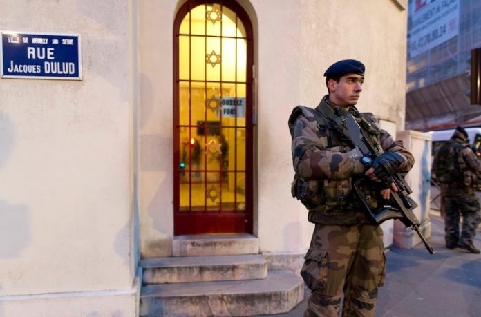 FRANCE-TERRORISM-SECURITY-VIGIPIRATE