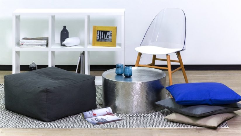 designová plastová židle