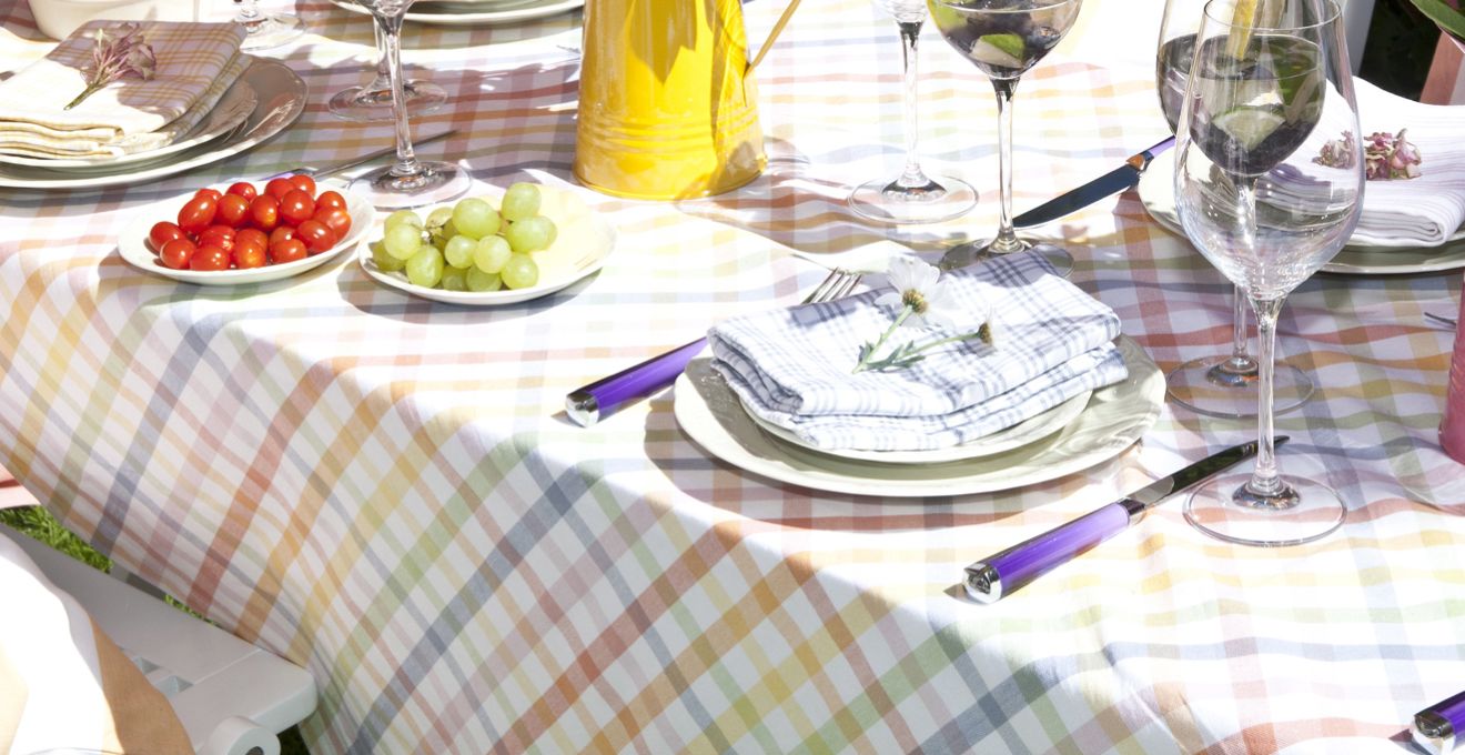 Tafelkleed praktisch en mooi voor elke tafel Westwing Tafelkleed praktisch en mooi voor elke tafel Westwing