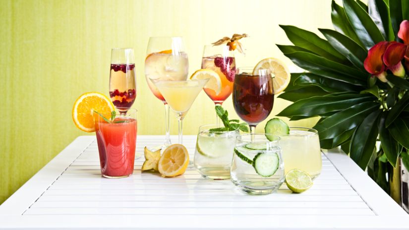 Sada štýlových pohárov na martini