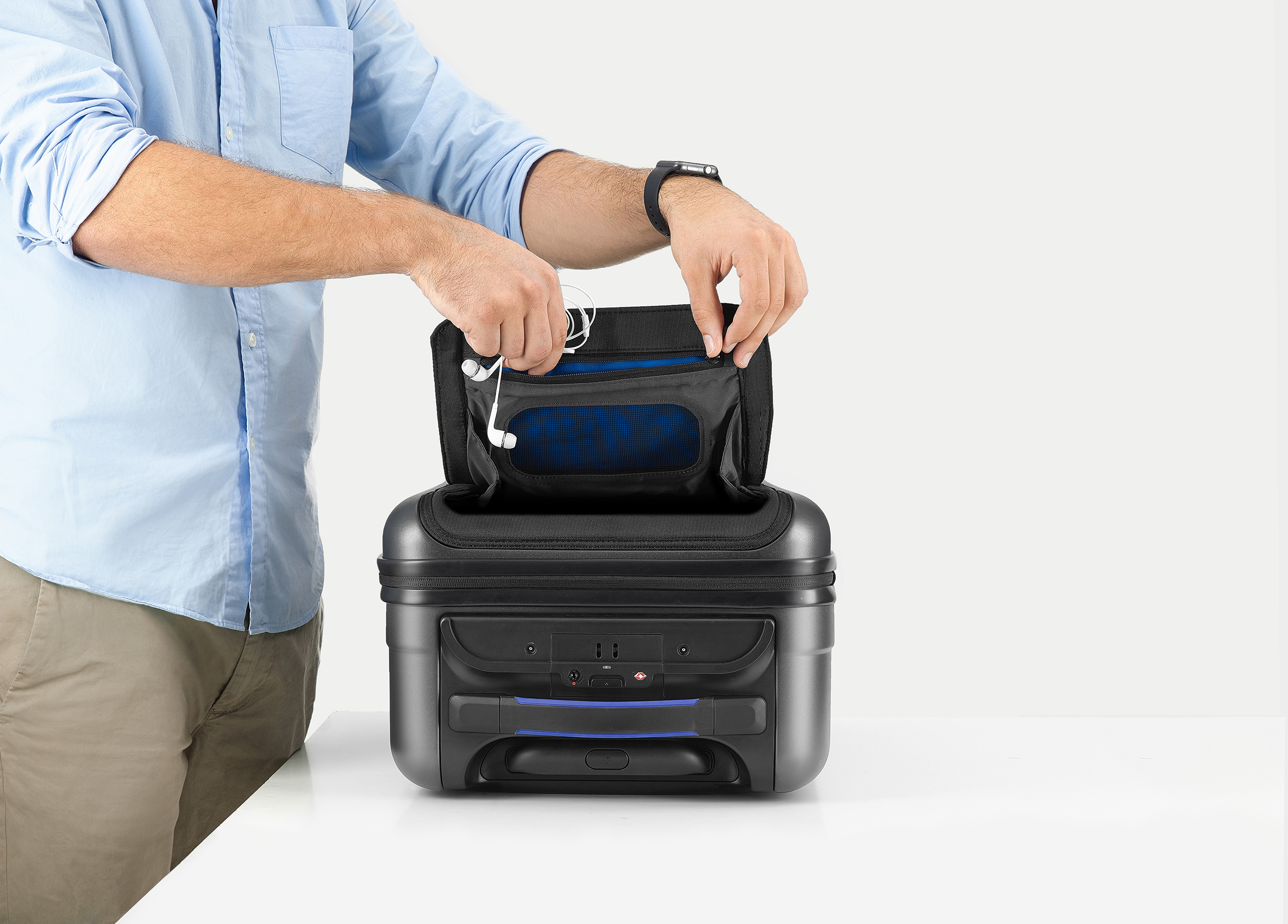 Carry-on_45_user_pocket_1