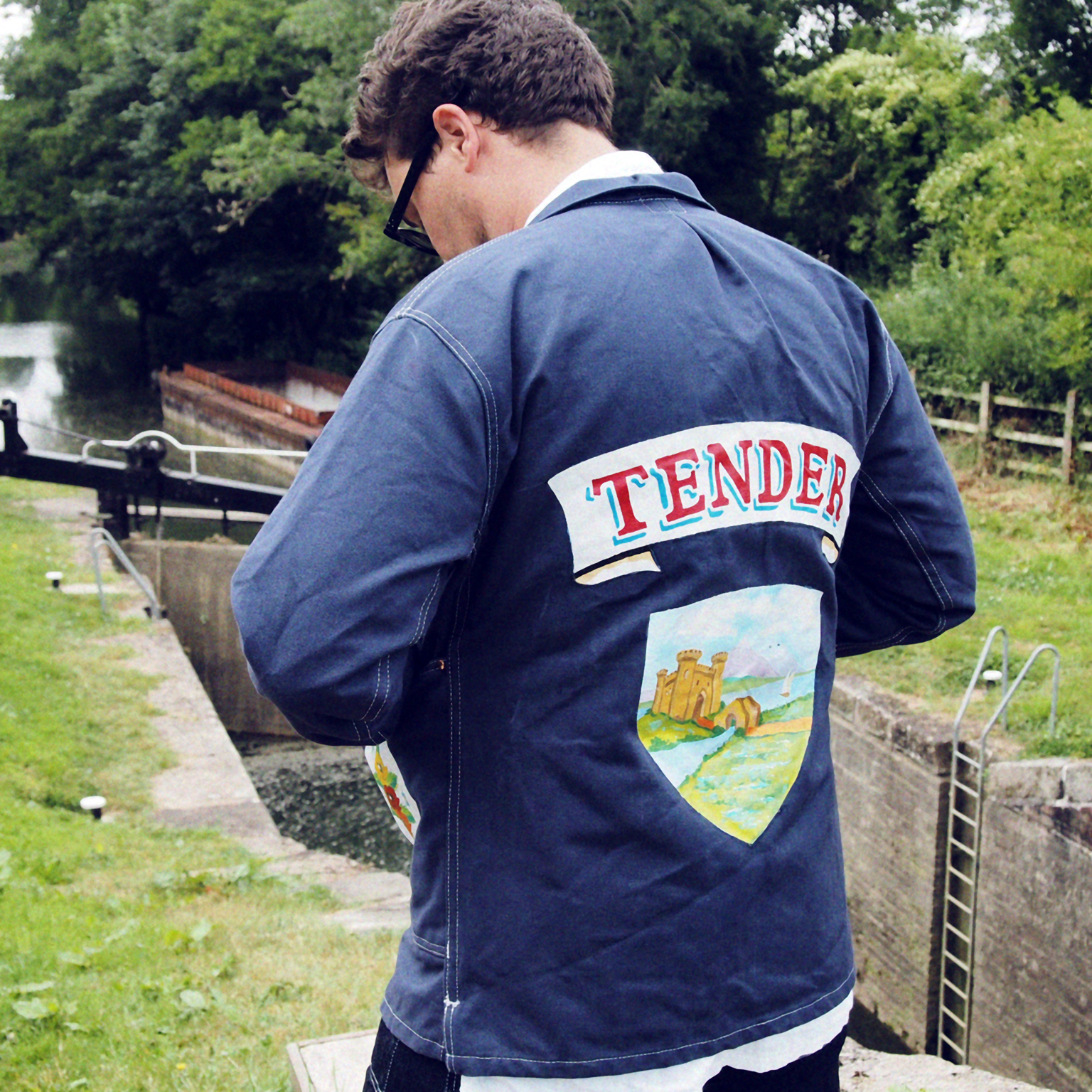 Type 965 Stock Collar Jacket, worn here by Tender's William Kroll