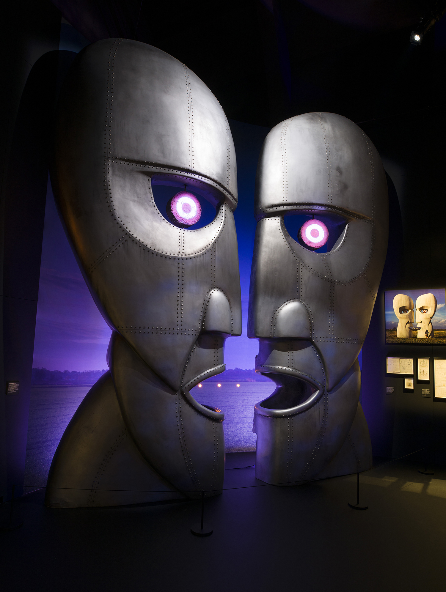 Stage design models created for the 1994 Division Bell tour by Mark Fisher Studio.