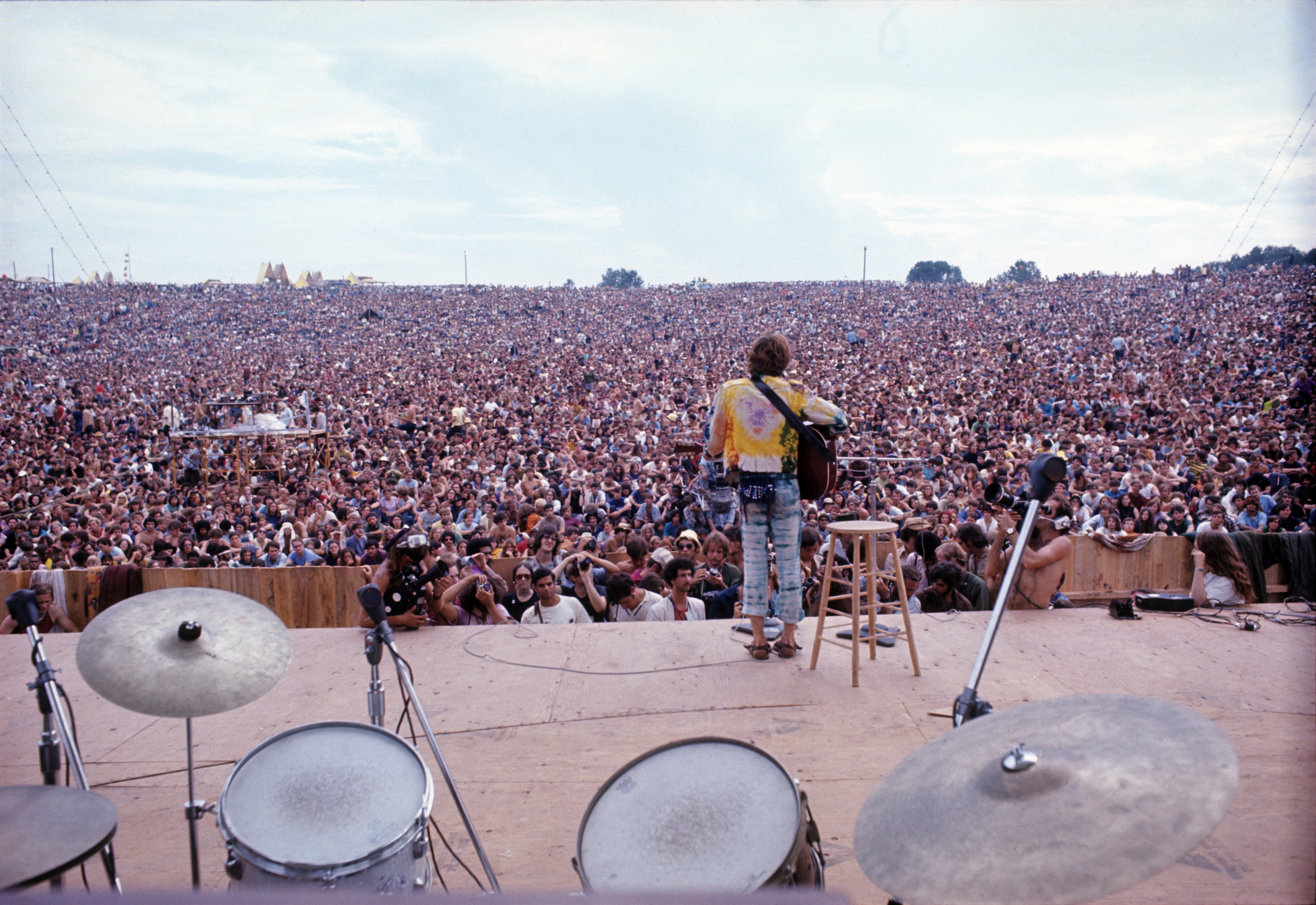 15 Aug 1969, John Sebastian performs at Woodstock © Henry Diltz/Corbis