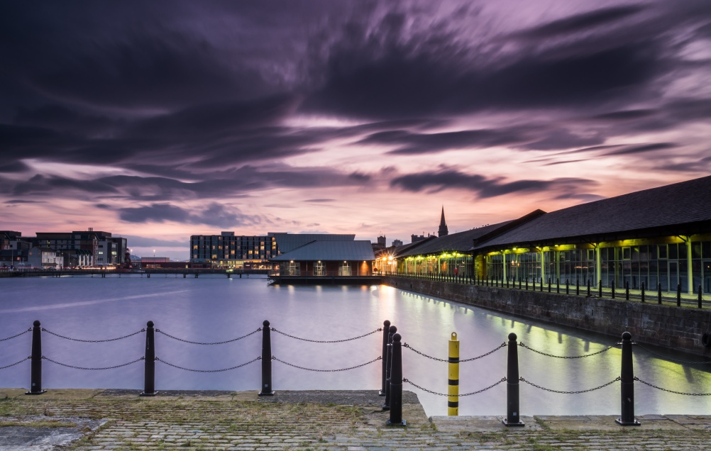 The Waterfront, Dundee © Neil Williamson