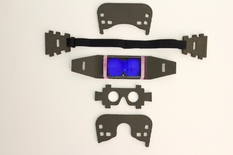 VRCARE_headset3
