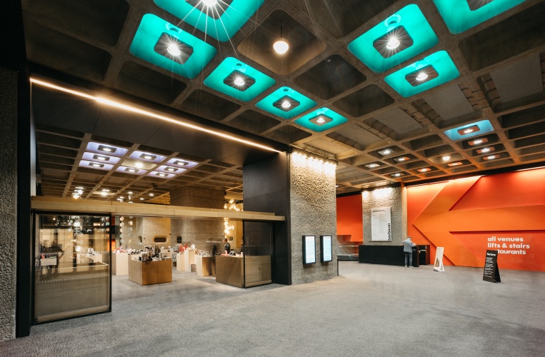 barbican-shop-photo-credit-nicholas-triantafyllou-aal1001467-edit