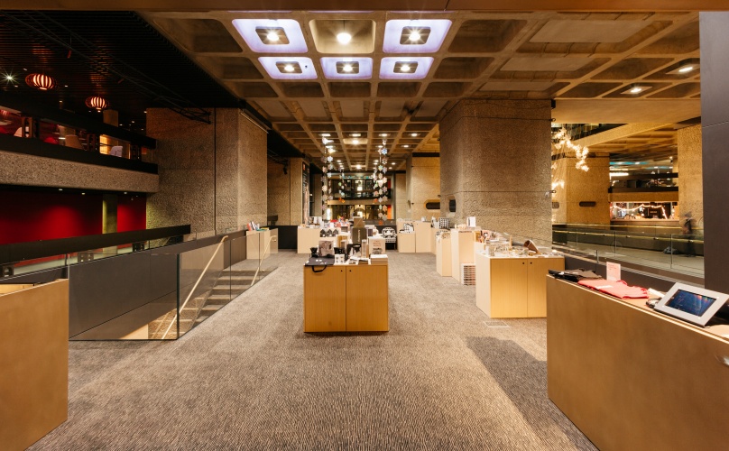 barbican-shop-photo-credit-nicholas-triantafyllou-al1001473