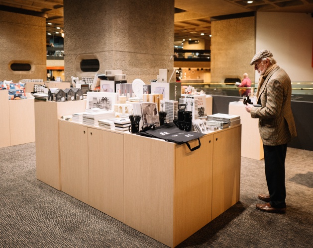 barbican-shop-photo-credit-nicholas-triantafyllou-l1000858