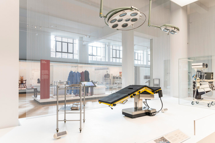 operating-theatre-display