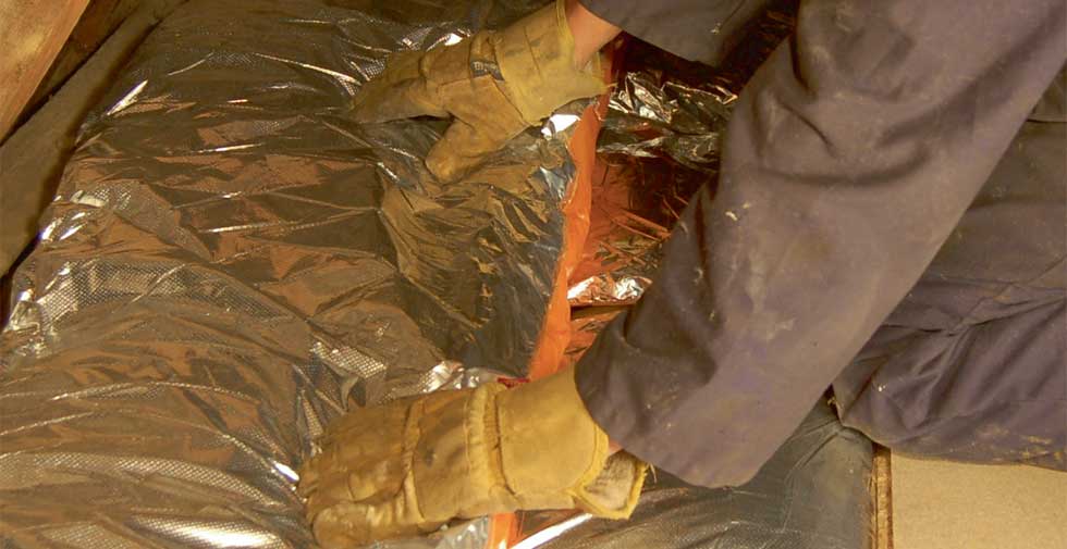 Installing loft insulation
