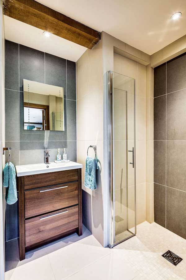 En suite bathroom