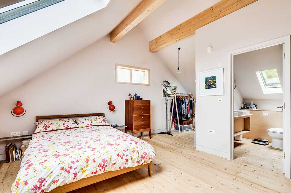 Third floor bedroom in the eaves