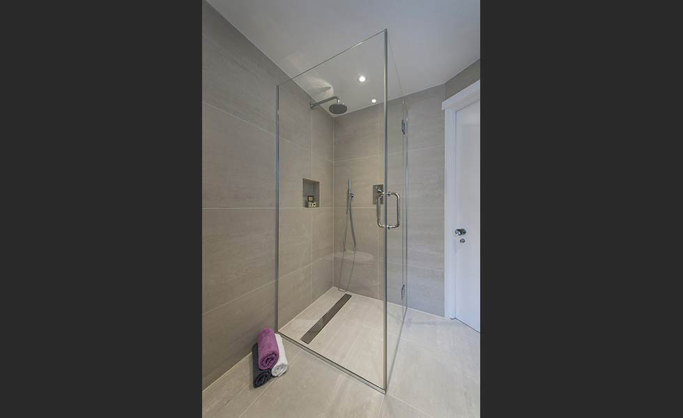 complete wet floor
