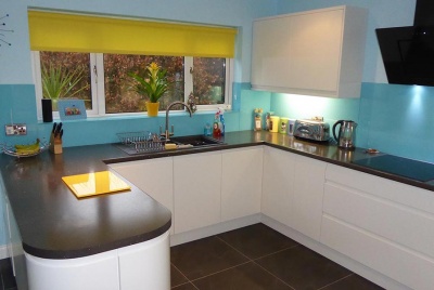 DIY Splashbacks blue kitchen