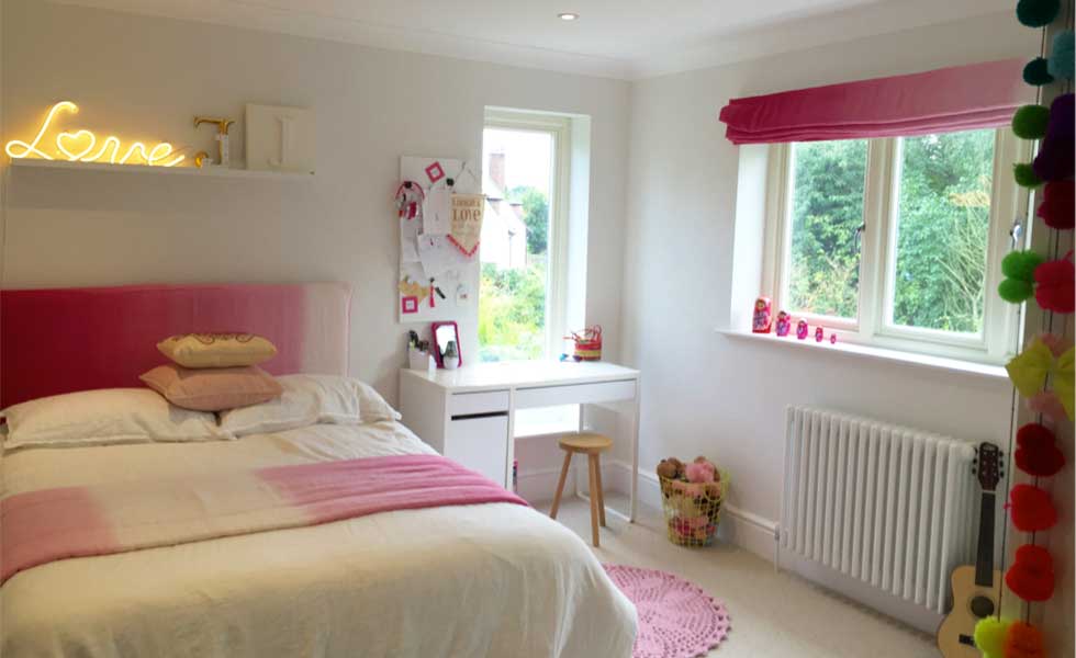 Little girl's bedroom