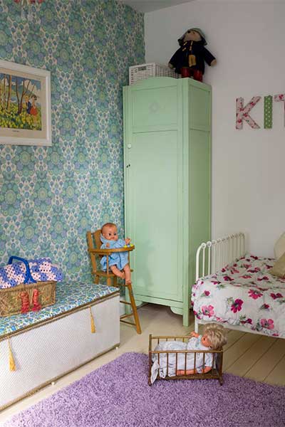 vintage-little-girls-room2