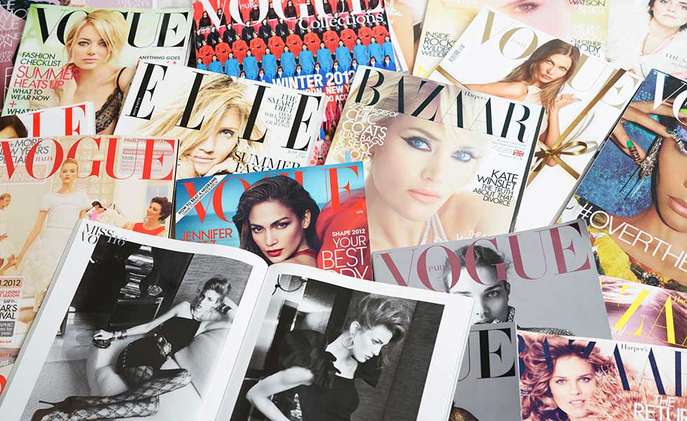 decluttering-piles-of-magazines
