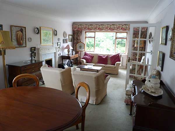 living room interior with terrible curtains