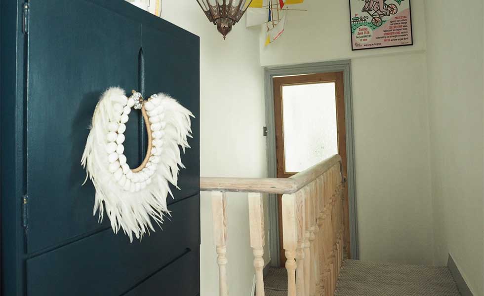 neutral-decorative-landing