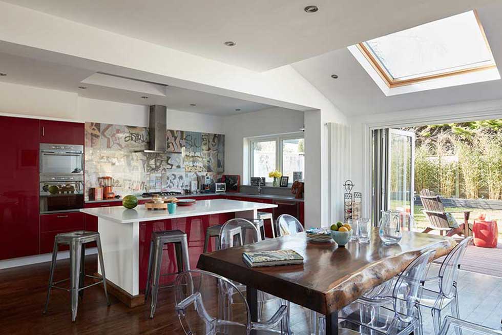 red kitchen diner