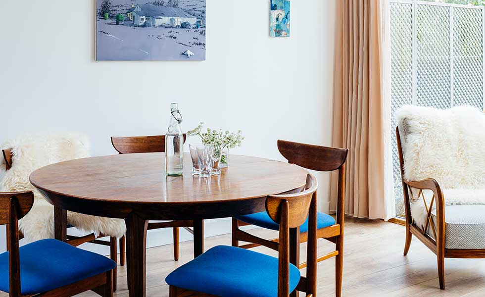wooden round dining table
