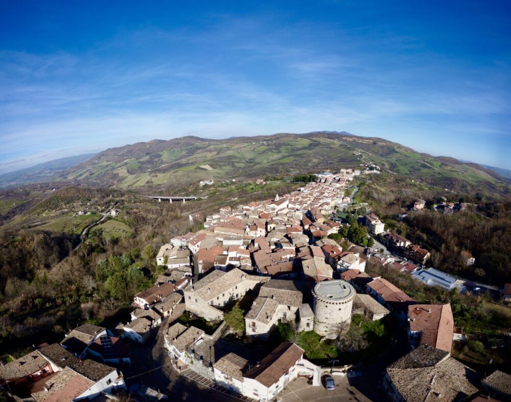 AE1ED21E-68C1-4040-BF31-A5DC63927459