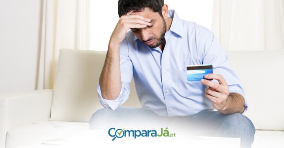 Que comissões e taxas sufocam o seu cartão de crédito?